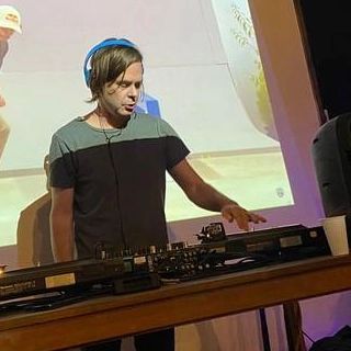 Smoking vinyl session tonight 7pm - 11pm @gotic.bcn